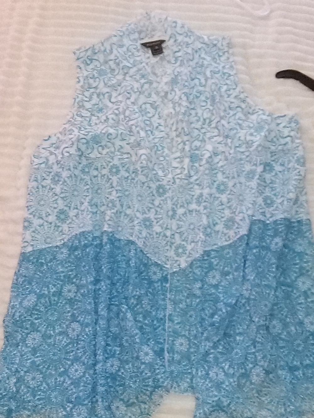 Multiples Blue and White Sleeveless Printed Tank